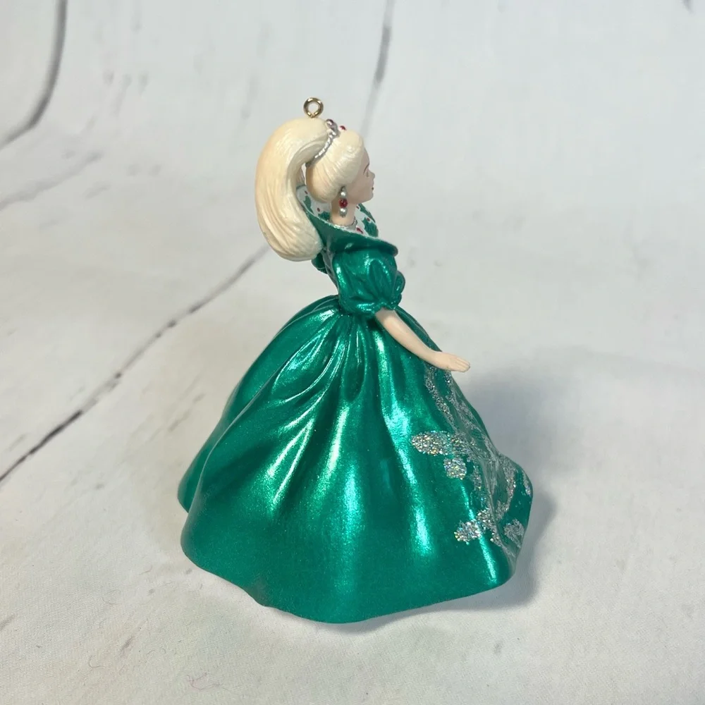Vintage 1995 Hallmark Holiday Barbie Keepsake Ornament 3rd in Series Green Dress